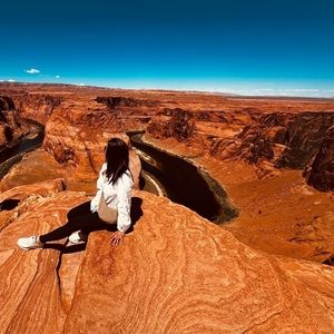 Meet your Posher, Clarence